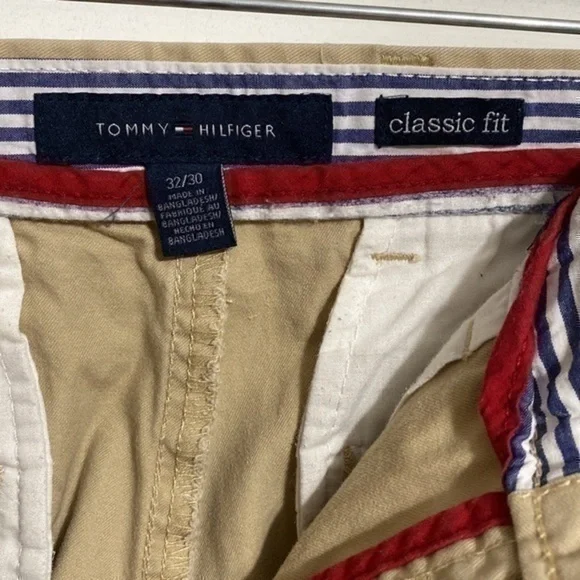 Tommy Hilfiger classic fit khakis - Picture 4 of 9